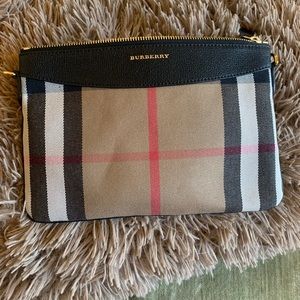 BURBERRY PEYTON CROSSBODY BAG